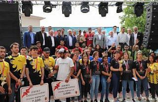 Çukurca festivalinde ödül töreni