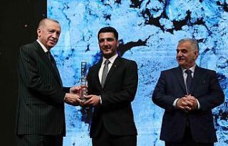 Cumhurbaşkanı Erdoğan’dan İHA foto muhabiri...