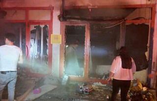 Datça’da bir zincir market şubesinde çıkan yangında...