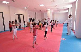 Denizli’de yaz spor okullarına yoğun ilgi