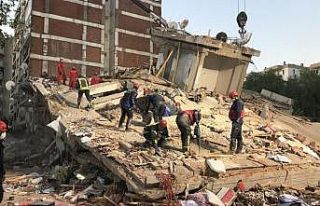 Depremde 15 kişiye mezar olan apartman davasında,...