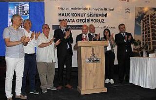 Depremzedeler için Halk Konut modelinde imzalar atıldı