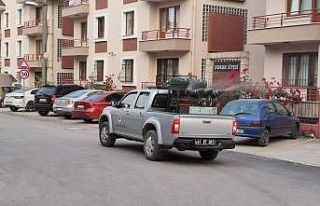 Derince Belediyesi’nden sivri sinekle etkin mücadele