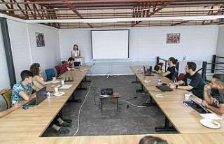 Dijital Akademi projesinde 2 kurs tamamlandı