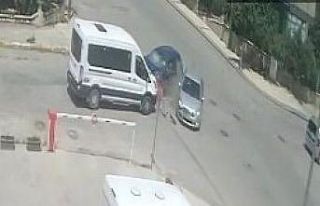 Dikkatsizliğin getirdiği kazalar kamerada