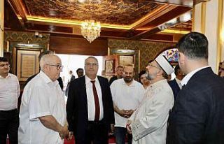 Diyanet İşleri Başkanı Yunusemre Meydan Camii’ne...