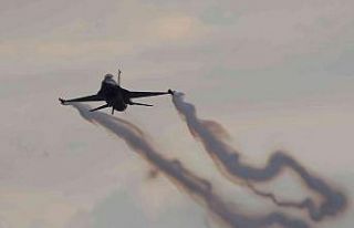 Dosta güven düşmana korku: SOLOTÜRK’ten muhteşem...