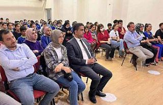 Dünya Kadınlar Boks Şampiyonu Hatice Akbaş’ın...