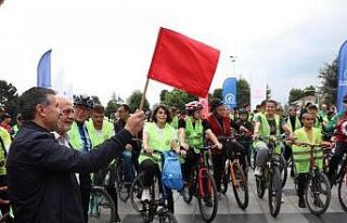 Düzce 7. bisiklet baharında yüzlerce pedal döndü