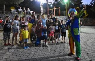 Edremit Belediyesi’nden çocuklara yaz şenliği