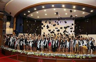 Eğitim Fakültesi Mezuniyet Töreni gerçekleşti