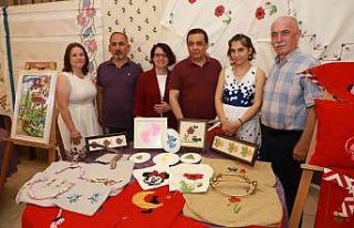 El emeği eserler yıl sonu sergilerinde