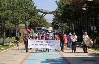 Elazığ’da 30 Haziran Koruyucu Aile Günü yürüyüşü...