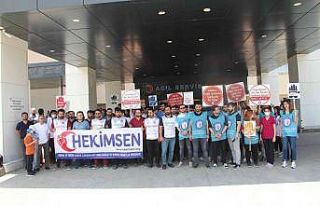 Elazığ’da 3 doktor darp edildi, meslektaşları...