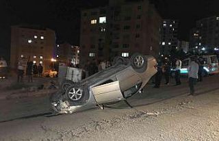 Elazığ’da otomobil takla attı: 4 yaralı