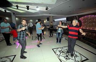 Engel tanımayanlar “Yaza Merhaba” dedi