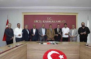 Erciş Oto Galericiler Sitesi’nin tapu senetleri...