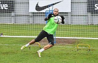 Erhan Erentürk sözleşmesini feshetti