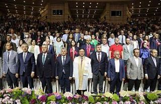 ERÜ Tıp Fakültesi 48. dönem mezunlarını verdi
