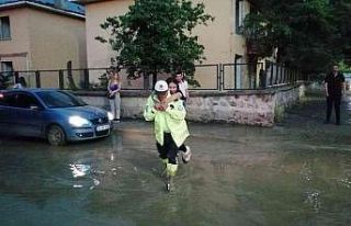 Erzincan polisinden özverili çalışma