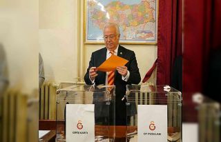 Eşref Hamamcıoğlu oyunu kullandı