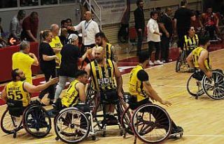 Fenerbahçe final serisinde 1-0 öne geçti