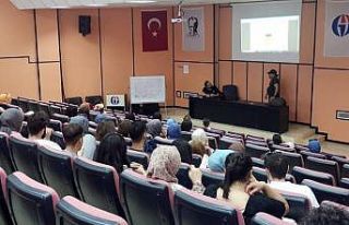 GAÜN’de tasarım süreçleri söyleşisi düzenlendi