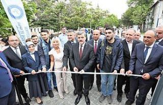 Gazi Üniversitesi, yenilenen Kitap Bankosu’nu törenle...