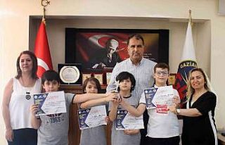 Gaziantep Kolej Vakfı’na ’’Yükselen Yıldızlar’’...