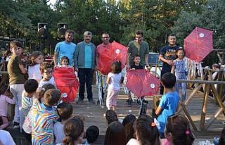 Gediz’de babalar günü ve karne şenliği etkinliği...