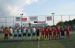 Gediz’de halı saha futbol turnuvası sona erdi