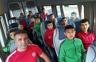 Genç pehlivanlar Kırpınar’a katılmak için yola...