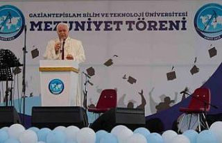 GİBTÜ’de mezuniyet heyecanı