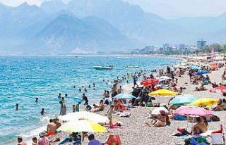 Gök gürültülü sağanak beklenen Antalya’da,...