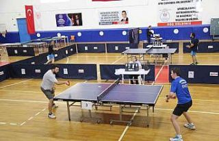 Gölcük’te düzenlenen Masa Tenisi Turnuvası sona...