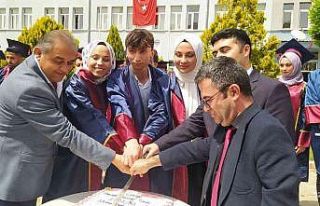 Gürün’de mezuniyet coşkusu