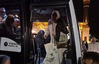 Hacı adayları uğurlandı