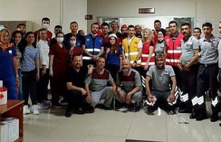 Hastanede yangın tatbikatı gerçeğini aratmadı