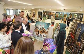 ‘Hayal Dünyamın Renkleri’ sergisi Kartal Belediyesi’nde...