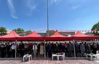 Hayat Boyu Öğrenme Haftası düzenlenen törenle...