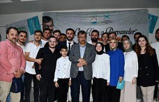 Hayati İnanç İznik’te sevenleriyle buluştu
