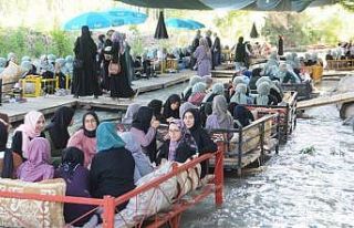 Hayırsever iş insanından 850 yatılı Kur’an...