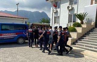 Hırsızlığa teşebbüs eden şahıslar yakalandı