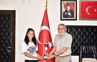 İnönü Belediyesi oryantiring takımından bir Türkiye...