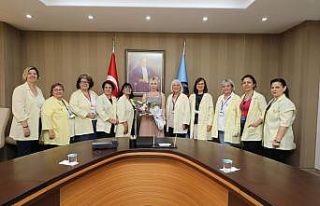 İyilik ve yardımseverliğin rengini “sarı”...