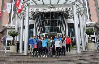 İzmitli pehlivanlar Kırkpınar için Edirne’ye...