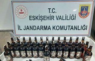 Jandarma ekiplerinin denetimlerinde 4 kişi gözaltına...