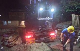 Jandarma karakolunda yaşanan su baskınına anında...