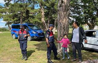 Jandarmadan piknikçilere orman yangını uyarısı