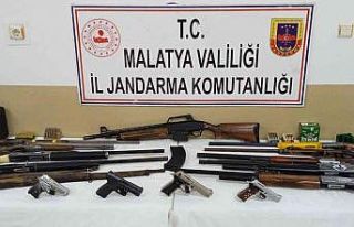 Jandarmadan silah operasyonu